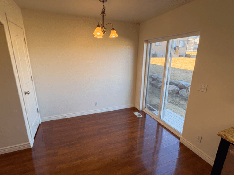 Saratoga Springs Townhome: 652 W Pimlico Dr