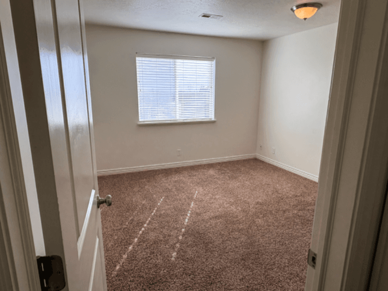 Saratoga Springs Townhome: 652 W Pimlico Dr