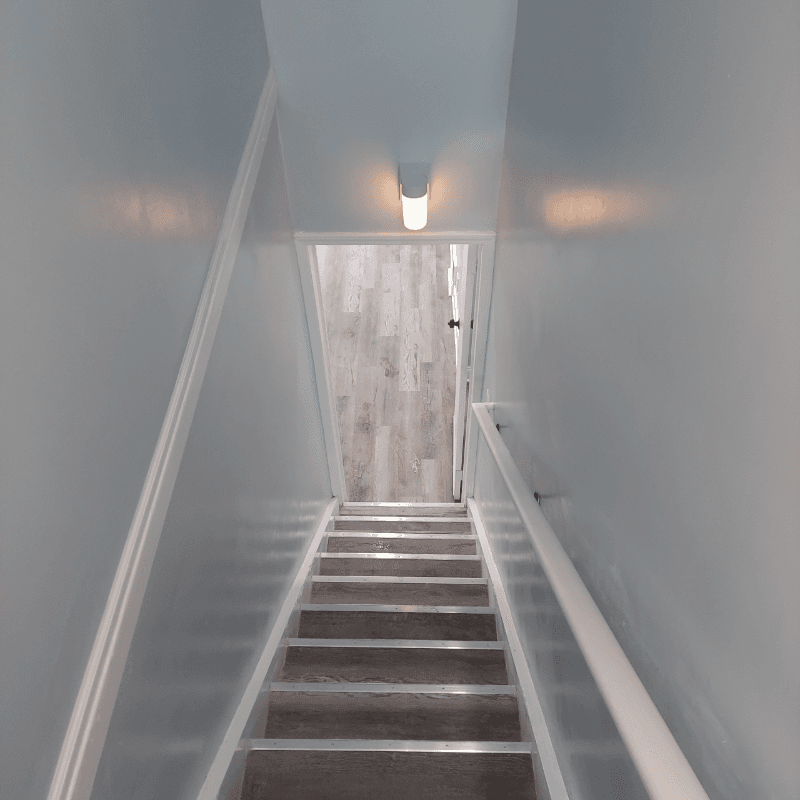 Ecorse House: 16 E Charlotte