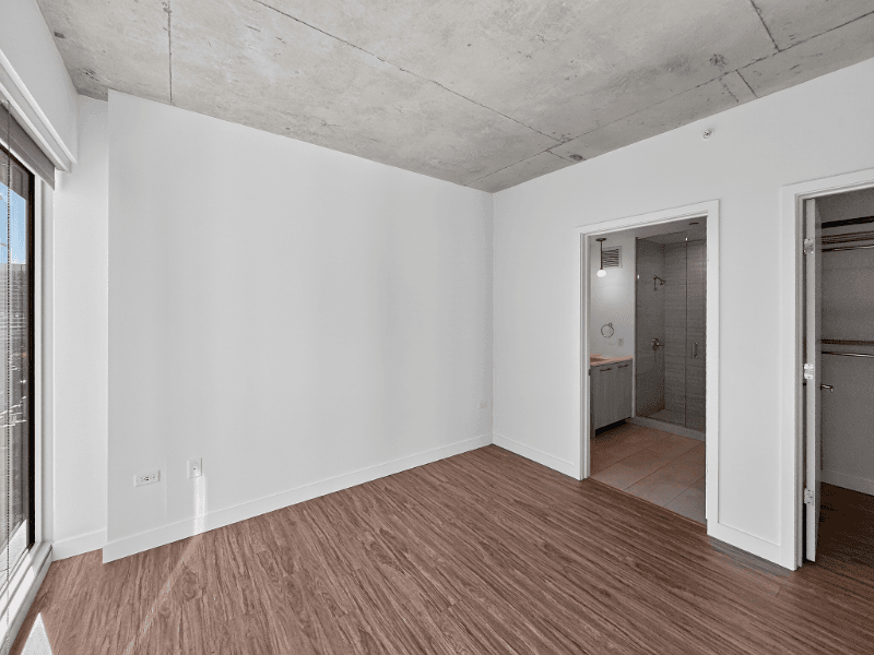 Chicago Condo: 167 N Desplaines