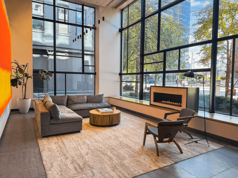 Chicago Condo: 167 N Desplaines