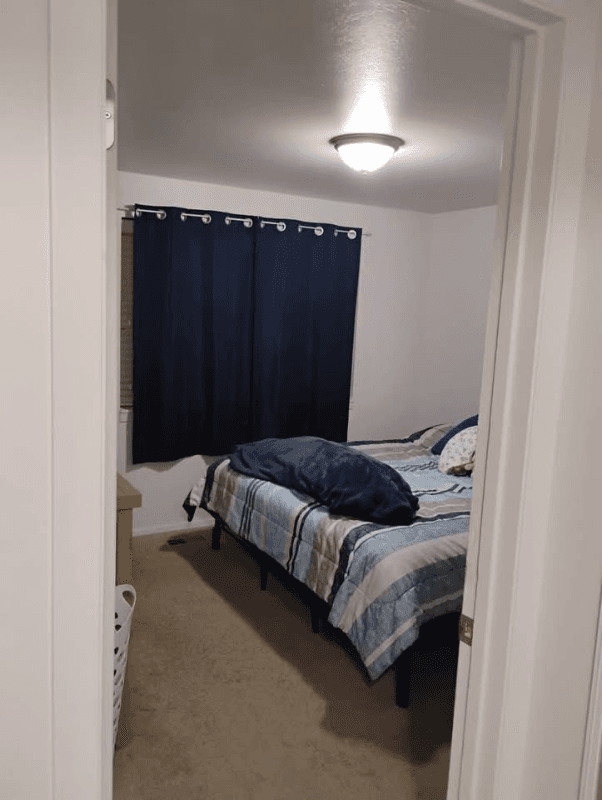 Ephraim Townhome: 230 e Center st