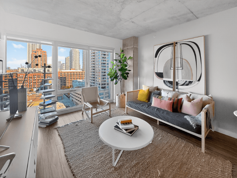 Chicago Condo: 167 N Desplaines St