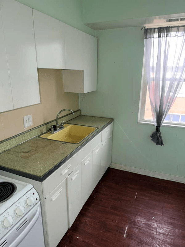 East Cleveland Apartment: 13965 Superior Road