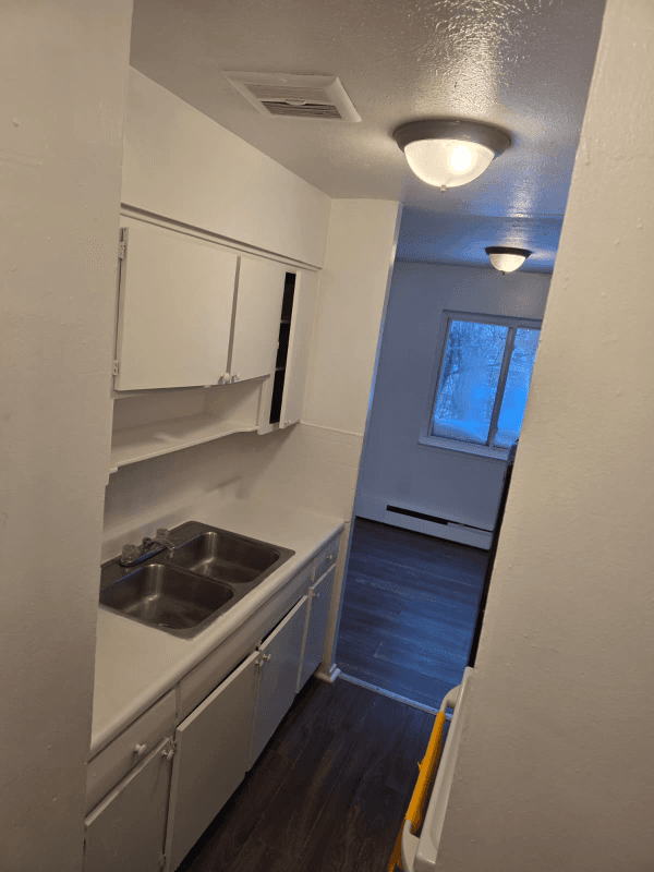 Cleveland Apartment: 3265 East 143rd Street