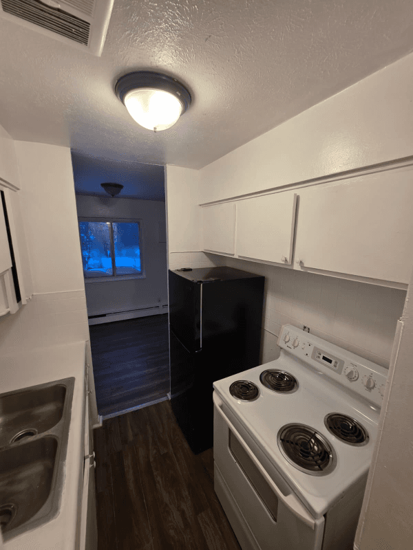Cleveland Apartment: 3265 East 143rd Street