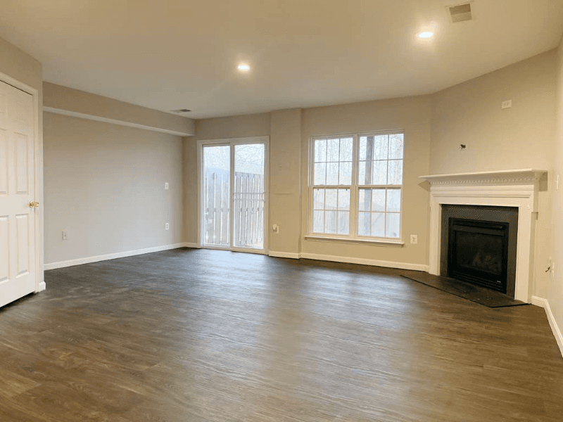 Stafford Townhome: 103 Hillside Ct