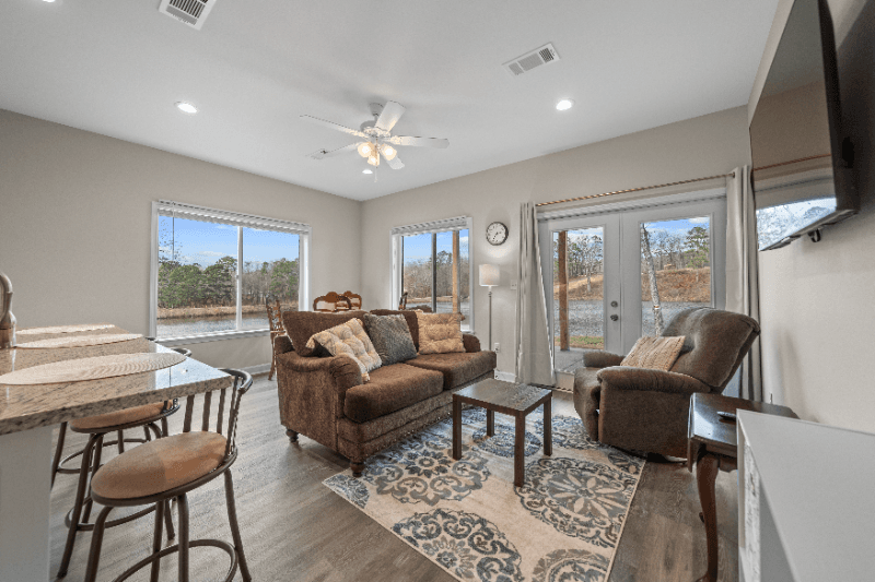Hot Springs Townhome: 167 Pebble Beach Place
