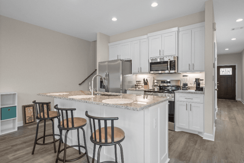 Hot Springs Townhome: 167 Pebble Beach Place