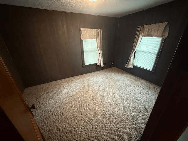 Cloquet House: 000 Maple