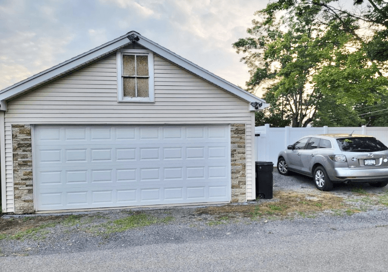 DANVILLE House: 1160 UPPER MULBERRY