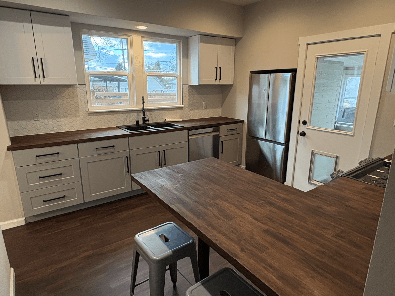 Spokane House: 2012 W Montgomery Ave