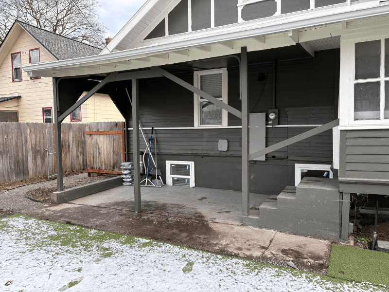 Spokane House: 2012 W Montgomery Ave