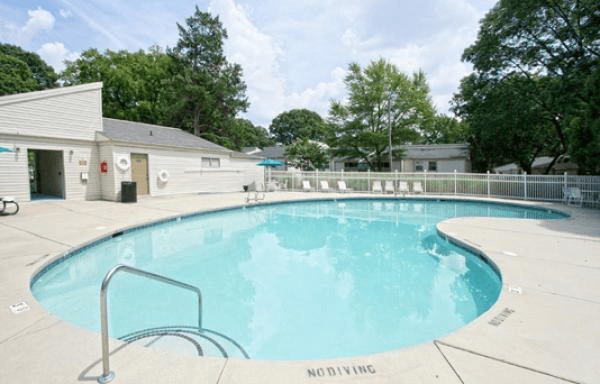 Greensboro House: 101 Village Lane