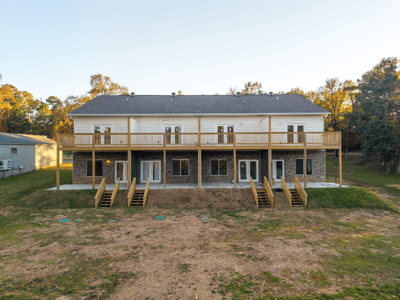 Hot Springs Multiplex: 165 Pebble Beach Place