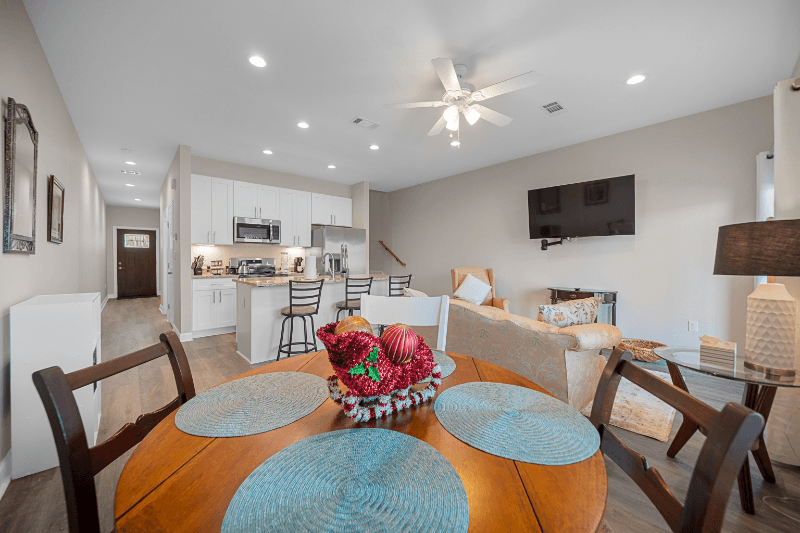 Hot Springs Townhome: 167 Pebble Beach Place