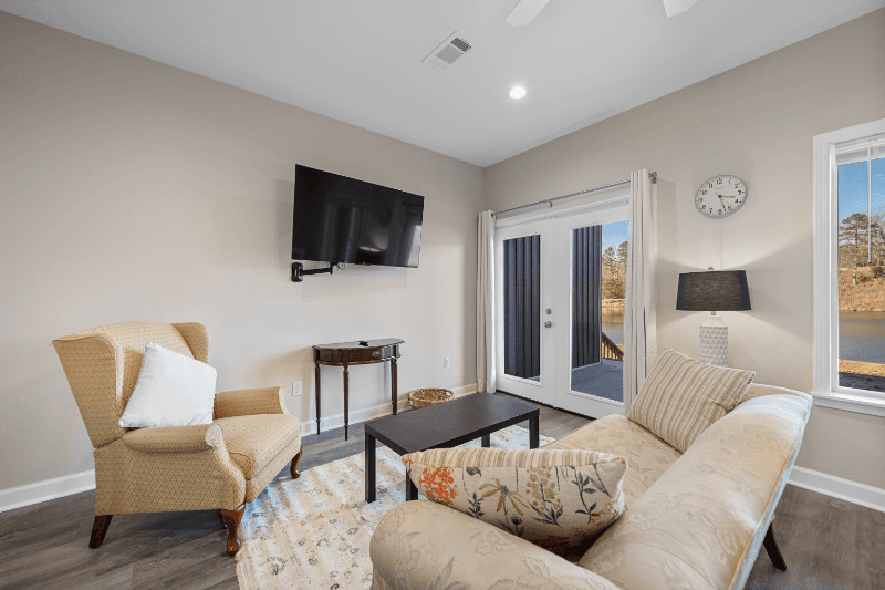 Hot Springs Townhome: 167 Pebble Beach Place