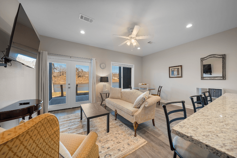Hot Springs Townhome: 167 Pebble Beach Place