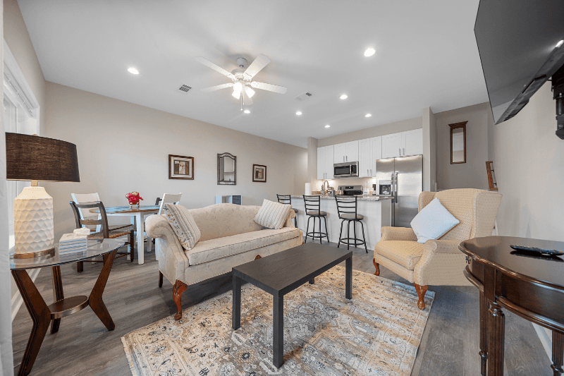 Hot Springs Townhome: 167 Pebble Beach Place