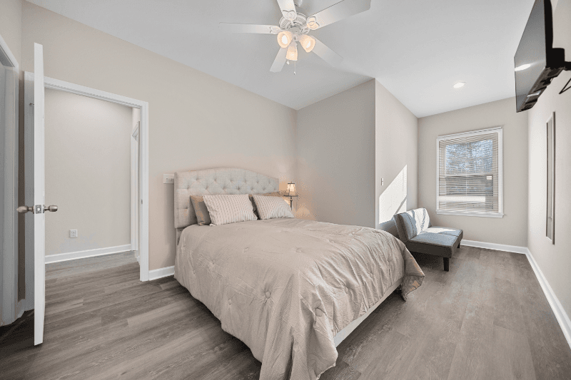 Hot Springs Townhome: 167 Pebble Beach Place