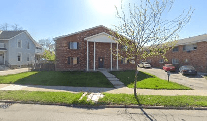 Milwaukee Apartment: 630 S Hawley Rd