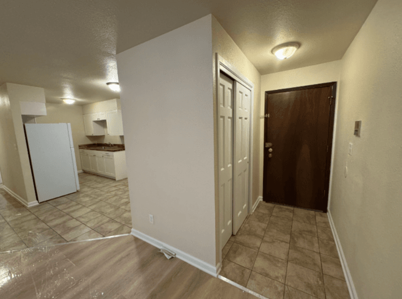 Milwaukee Apartment: 630 S Hawley Rd