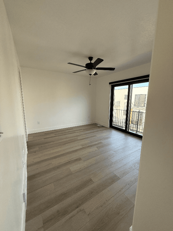 American Fork Townhome: 43 N 100 E