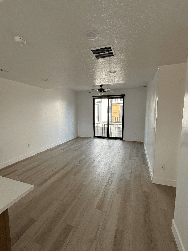 American Fork Townhome: 43 N 100 E