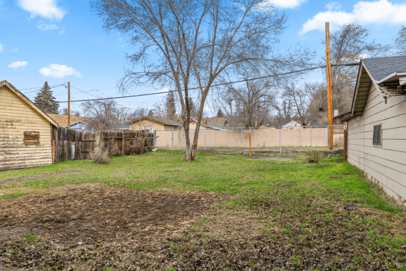 Klamath Falls House: 2327 Garden Ave