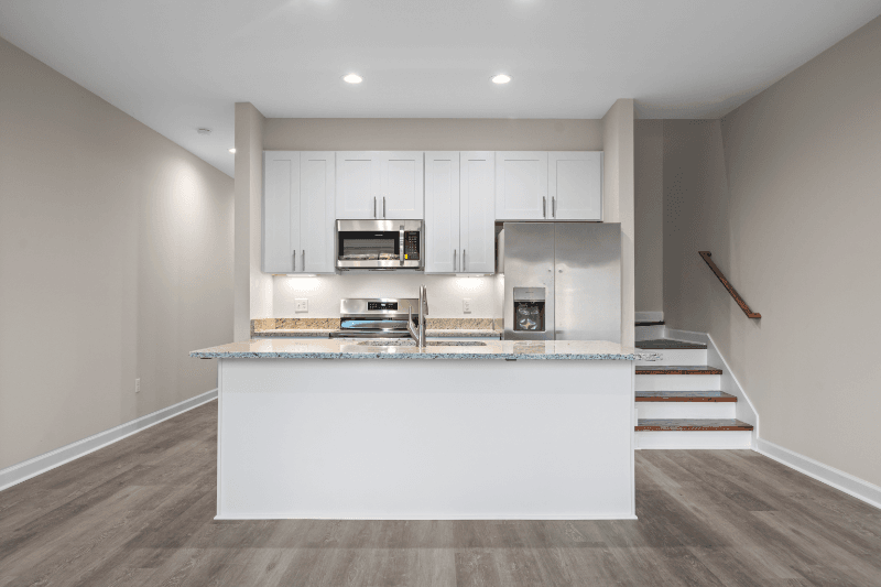 Hot Springs Townhome: 167 Pebble Beach Place