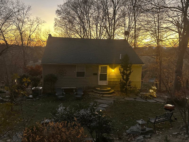 Jefferson House: 3880B Point of Rocks Rd
