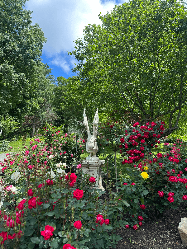 Jefferson House: 3880B Point of Rocks Rd