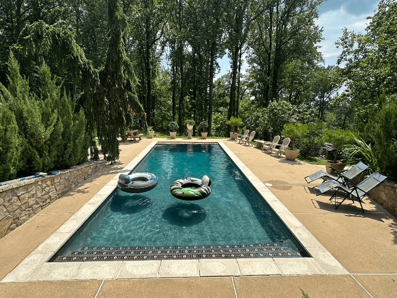 Jefferson House: 3880B Point of Rocks Rd