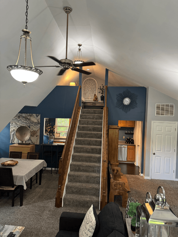 Jefferson House: 3880B Point of Rocks Rd