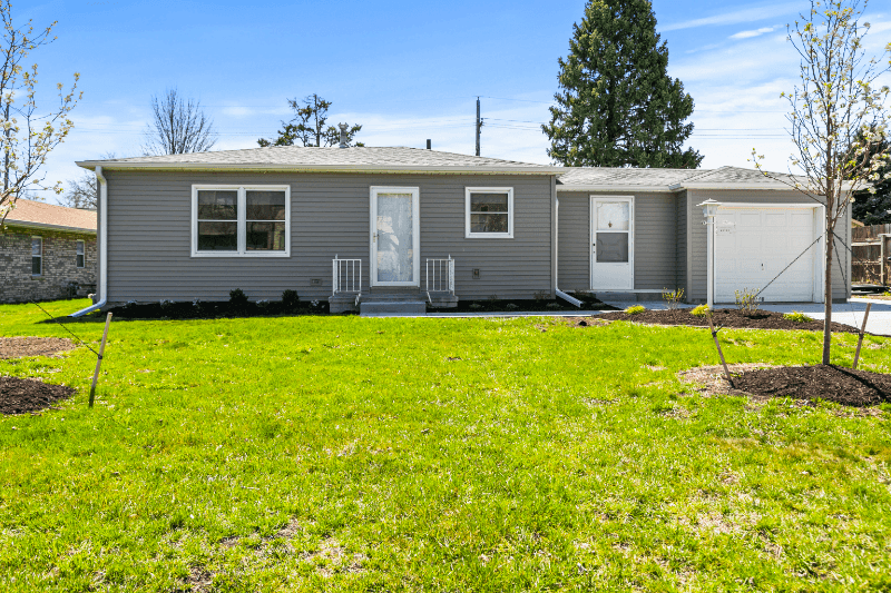 Omaha House: 8331 California Street