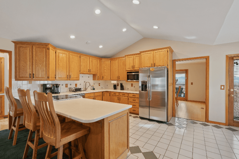 Holladay House: 6532 Heughs Canyon Way