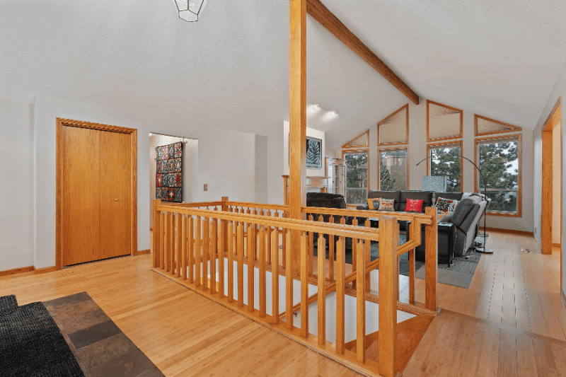 Holladay House: 6532 Heughs Canyon Way