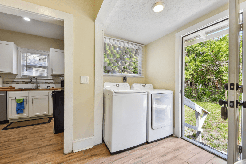Jacksonville Other: 517 W 18th St