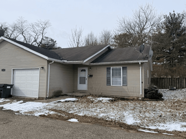 Urbana Townhome: 655 Mosgrove