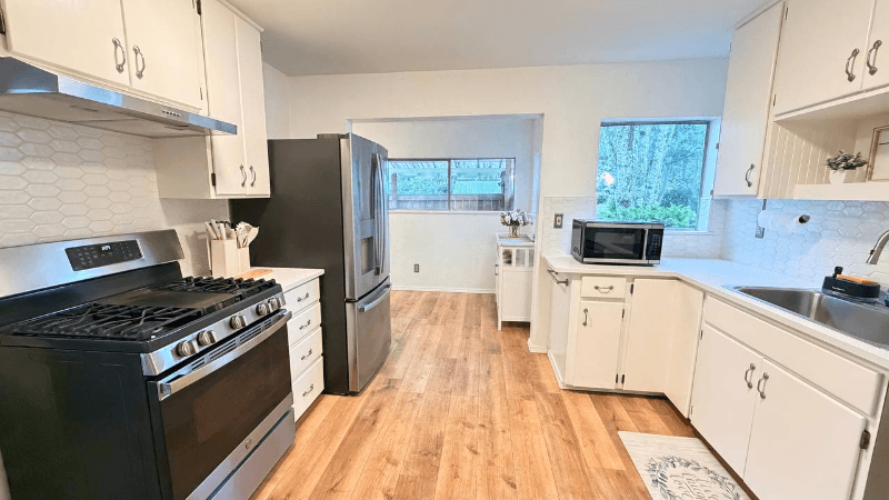 Kent Single Room: 13601 SE 266th St