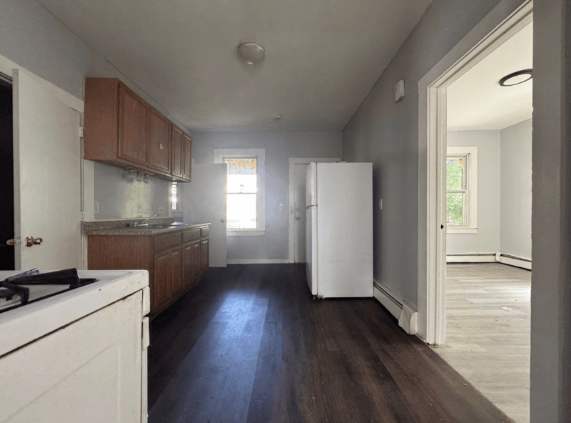 Hartford Apartment: 3 Kenyon Ct