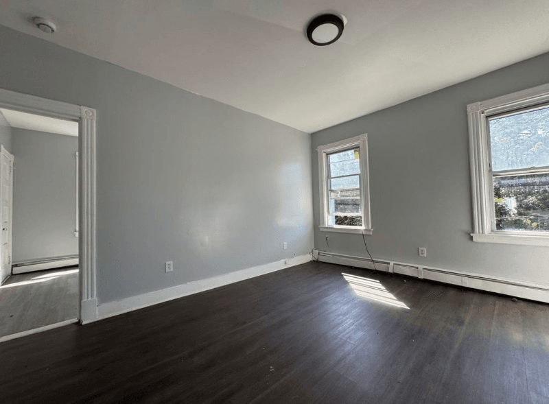 Hartford Apartment: 3 Kenyon Ct