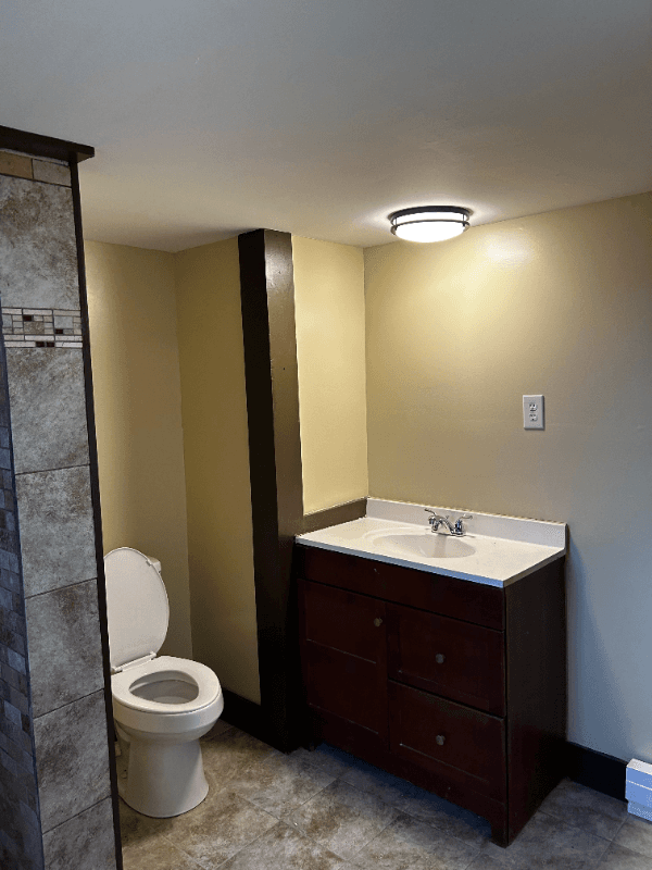 Carbondale Apartment: 92 Farview St