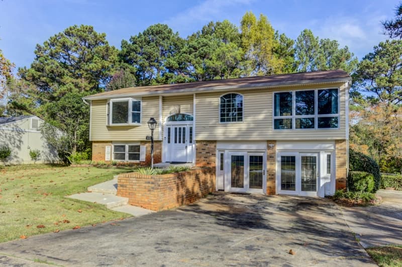 Decatur House: 3001 Boring Ridge Dr