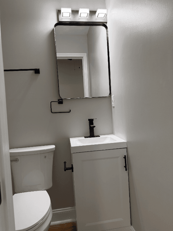 Baltimore Single Room: 617 Glenwood Avenue