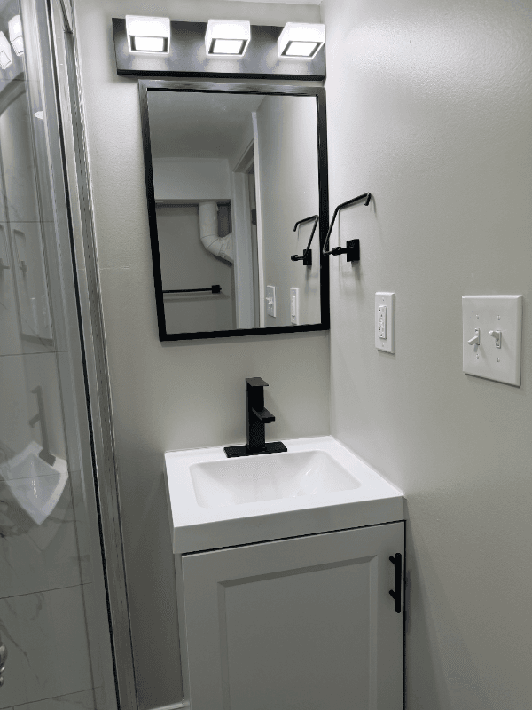 Baltimore Single Room: 617 Glenwood Avenue