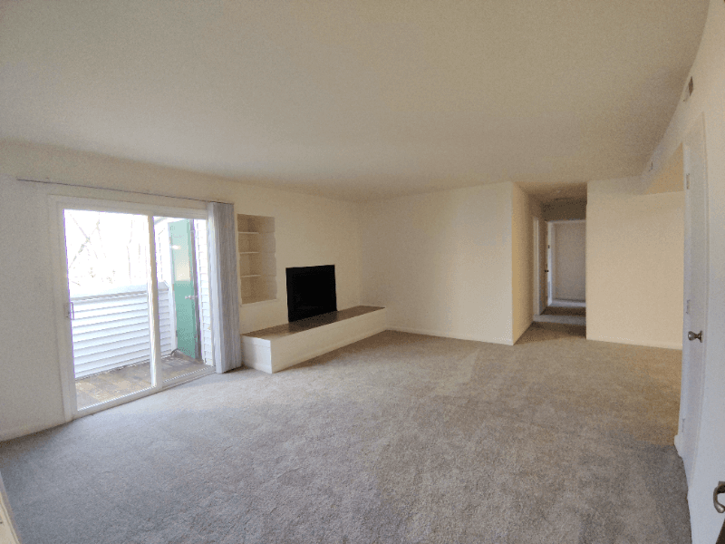 Lynchburg Apartment: 600 Reusens Road