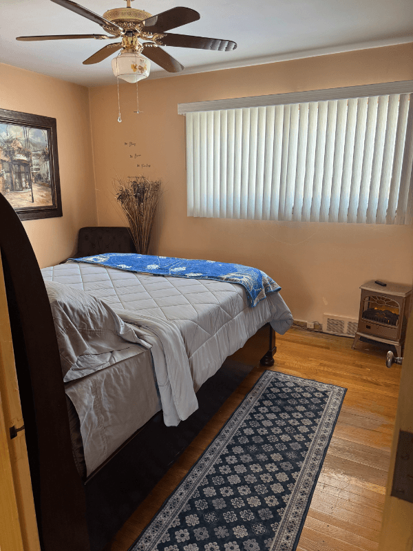 Detroit House: 20455 Strathmoor St