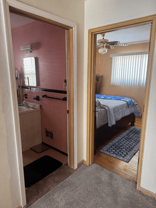 Detroit House: 20455 Strathmoor St