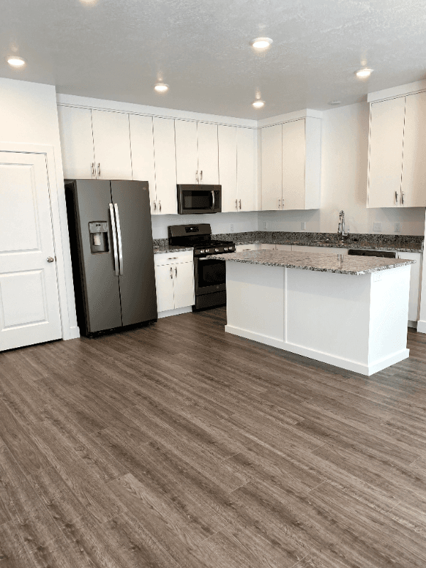 Providence Townhome: 420 West 40 South
